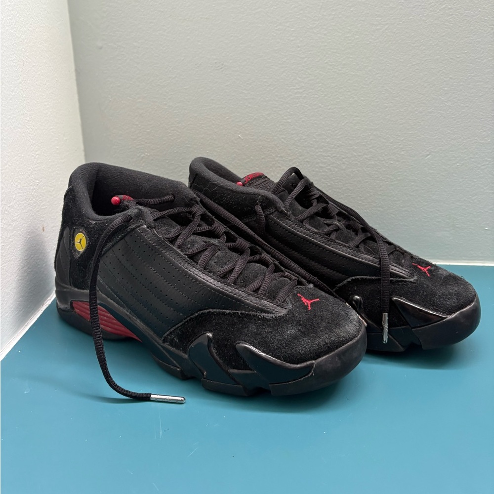 Nike Jordan XIV – GS Size 5.5Y – Black/Red